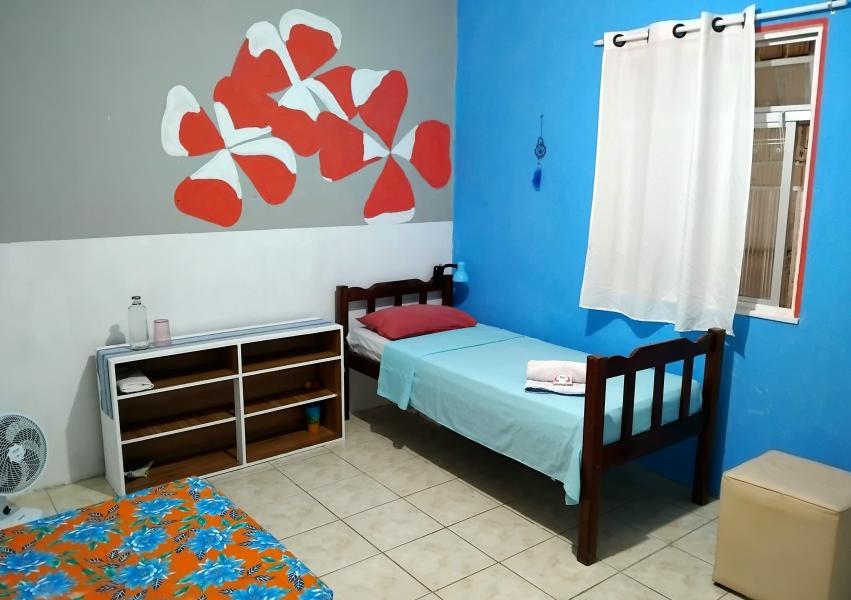 Imagem 1 da galeria do anúncio: Quarto solteiro em casa Ondina