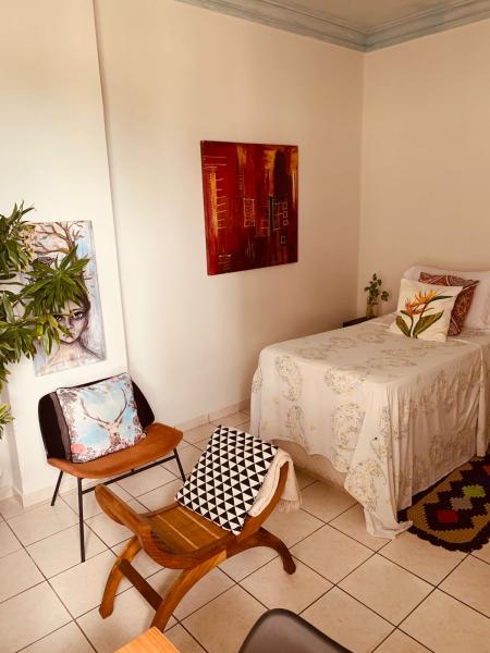 Imagem 5 da galeria do anúncio: Refúgio Boutique na Rua da Aurora - Arte e Silêncio!