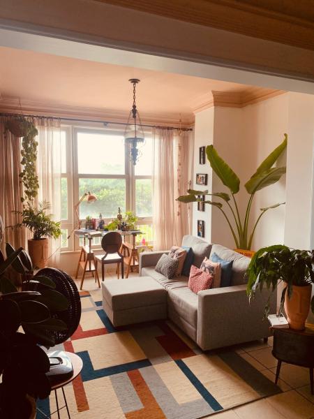 Imagem 2 da galeria do anúncio: Refúgio Boutique na Rua da Aurora - Arte e Silêncio!