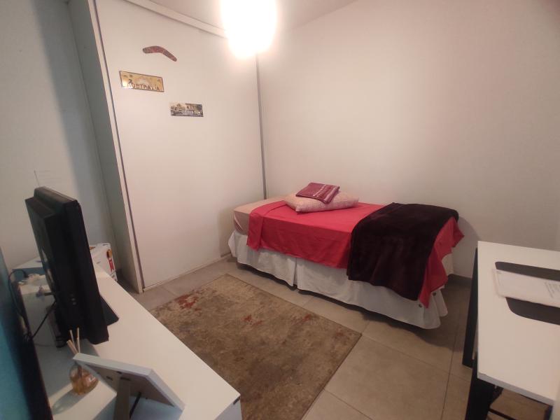 Imagem 1 da galeria do anúncio: QUARTO C/ BANHEIRO PRIVATIVO VILA CRUZ  (CHÁC.STO.ANTONIO)