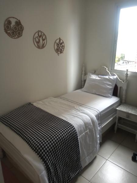 Imagem 1 da galeria do anúncio: QUARTO INDIVIDUAL somente p/ mulheres