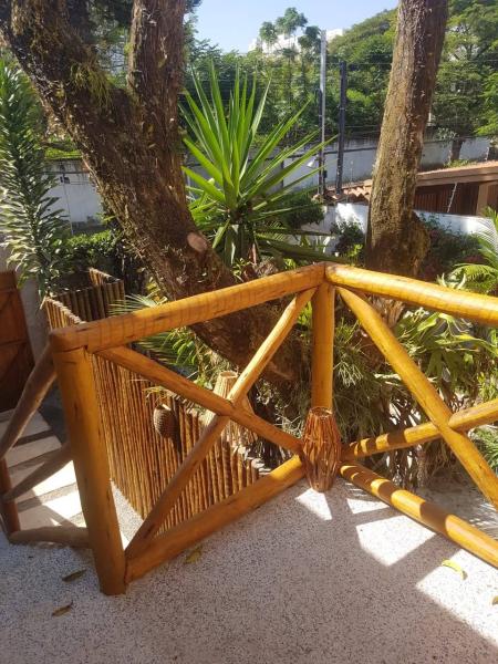 Imagem 7 da galeria do anúncio: Kitnet mobiliada com geladeira fogão e cama e individuais.