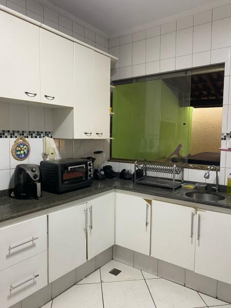 Imagem 14 da galeria do anúncio: Quarto Privativo na Pousada Girassol 🌻