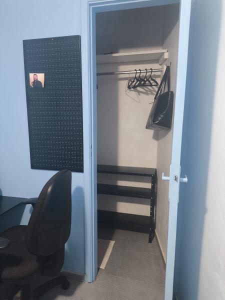 Imagem 7 da galeria do anúncio: Quarto individual  - Casa Confortável