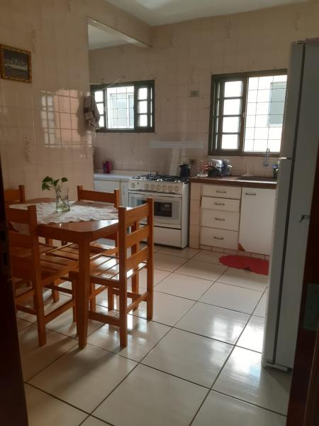 Imagem 3 da galeria do anúncio: Alugo quarto suíte no bairro Higienópolis para mulheres