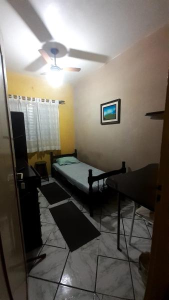 Imagem 8 da galeria do anúncio: Quartos para alugar em casa familia 11 97232 6448