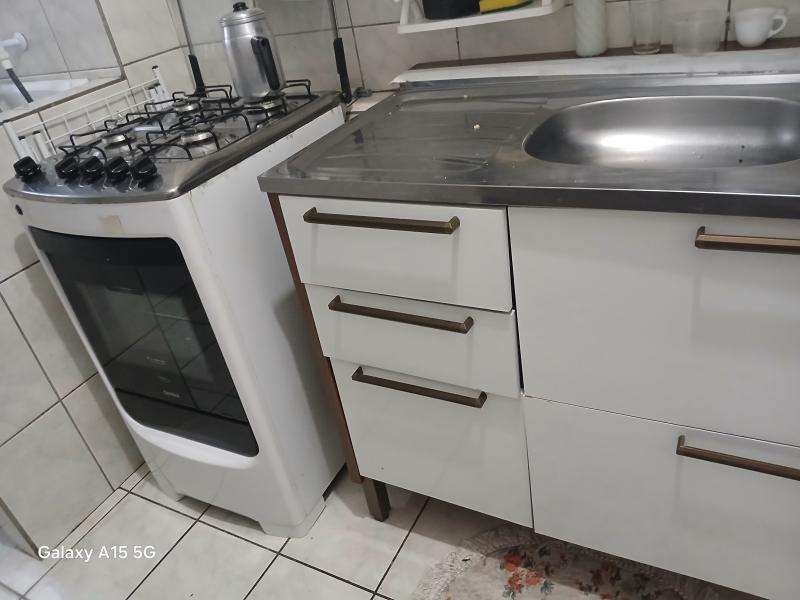 Imagem 6 da galeria do anúncio: ALUGO  QUARTOS MOÇAS TUDO INCLUSO 800,00