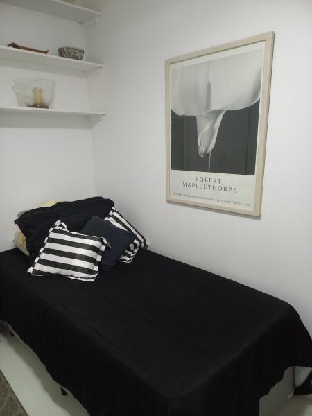 Imagem 2 da galeria do anúncio: Quarto mobiliado no melhor ponto da Barra da Tijuca !