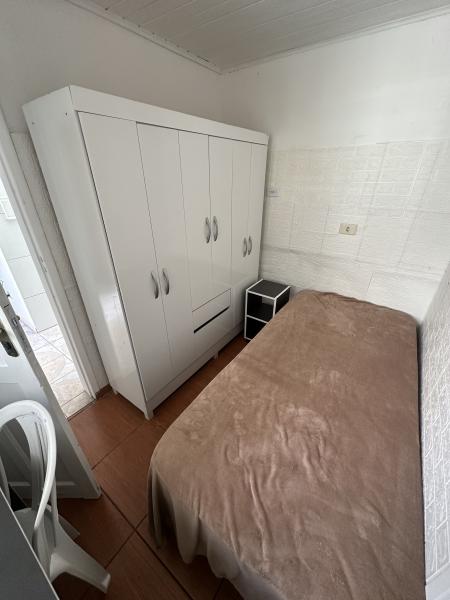 Imagem 4 da galeria do anúncio: Quarto estudantil próximo JD Botanico e UFPR- PUCPR