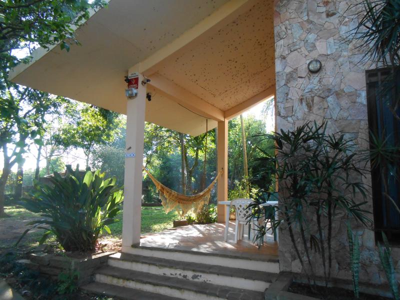 Imagem 1 da galeria do anúncio: quarto com banheiro privativo em São Leopoldo