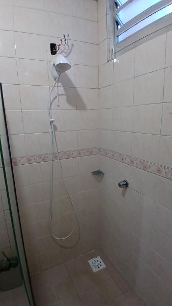 Imagem 8 da galeria do anúncio: quarto com banheiro privativo em São Leopoldo