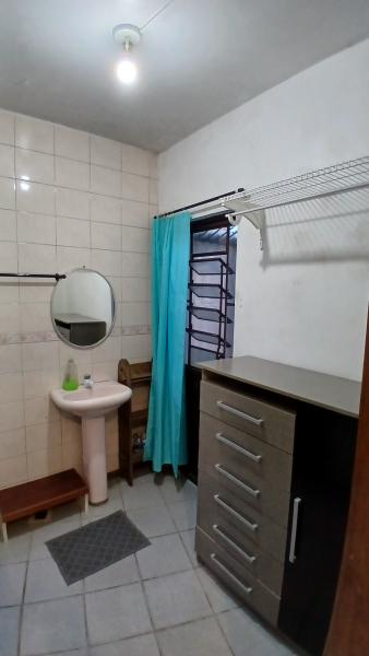 Imagem 12 da galeria do anúncio: quarto com banheiro privativo em São Leopoldo