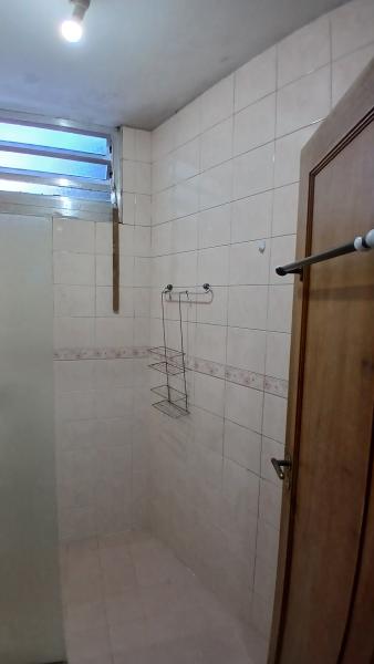 Imagem 9 da galeria do anúncio: quarto com banheiro privativo em São Leopoldo