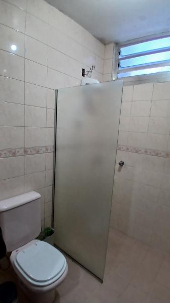 Imagem 10 da galeria do anúncio: quarto com banheiro privativo em São Leopoldo