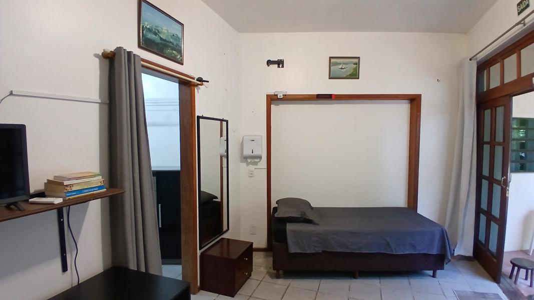 Imagem 14 da galeria do anúncio: quarto com banheiro privativo em São Leopoldo