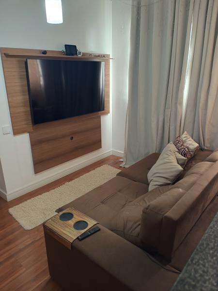 Imagem 1 da galeria do anúncio: Dividir moradia APT mobilihado em condôminio na Serra-ES