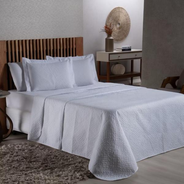 Imagem 1 da galeria do anúncio: SUÍTE FEMININA EXCLUSIVA – MEIRELES BEIRA-MAR