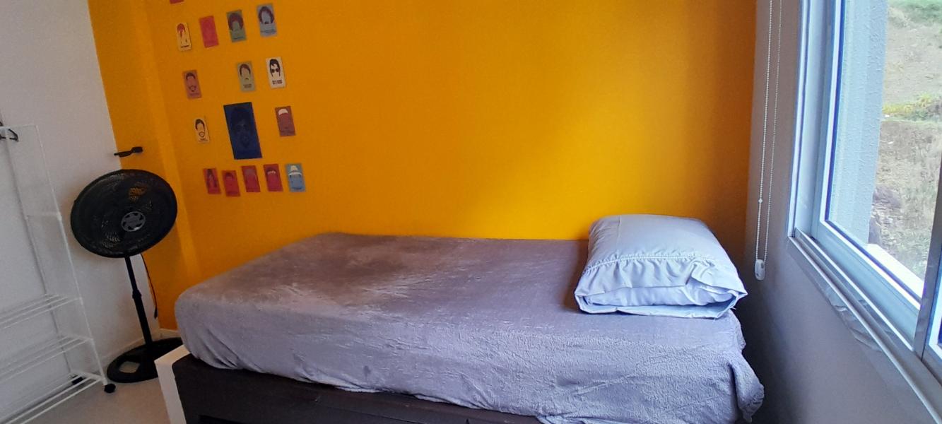Imagem 10 da galeria do anúncio: Quarto com mobília  para mulheres