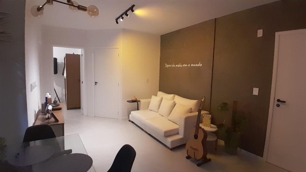 Imagem 4 da galeria do anúncio: Quarto com mobília  para mulheres