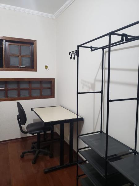 Imagem 2 da galeria do anúncio: Quarto com closet/escritório sacada mobiliado