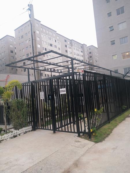 Imagem 2 da galeria do anúncio: Dividir apartamento novo e mobiliado.