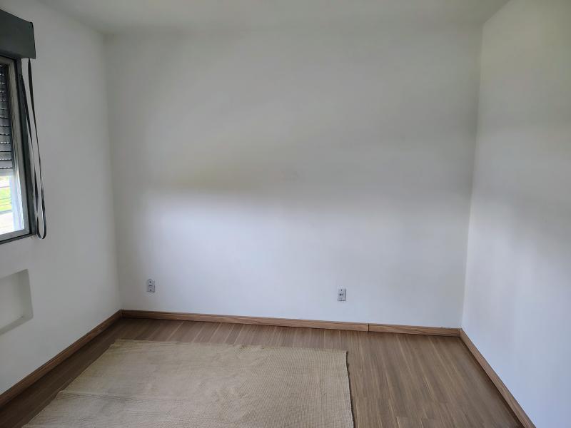 Imagem 2 da galeria do anúncio: Quarto livre