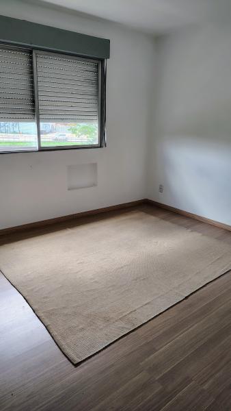 Imagem 3 da galeria do anúncio: Quarto livre