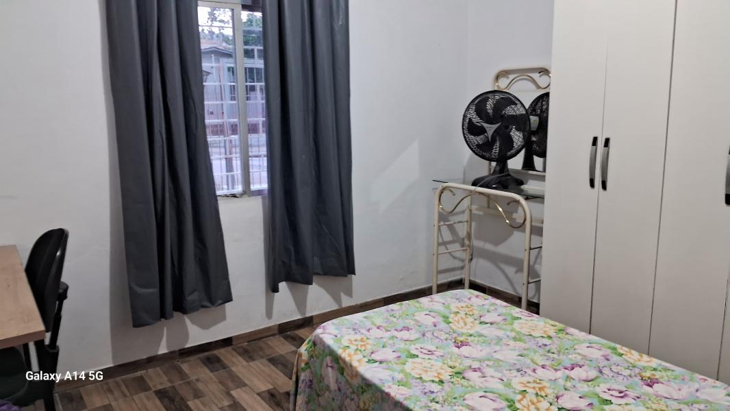 Imagem 1 da galeria do anúncio: Recanto das Borboletas  1: quartos para locação.