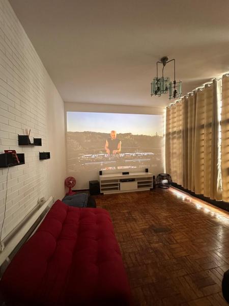 Imagem 4 da galeria do anúncio: Quanto Completo colchao EMMA, Televisão e cama BAÚ