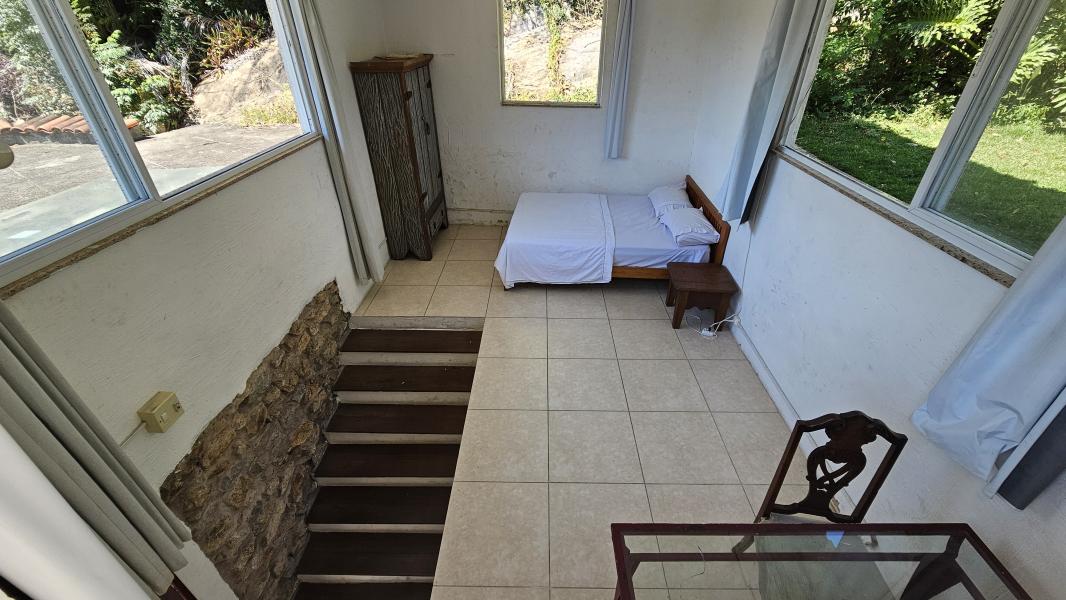 Imagem 3 da galeria do anúncio: Quarto com vista para o Jardim!