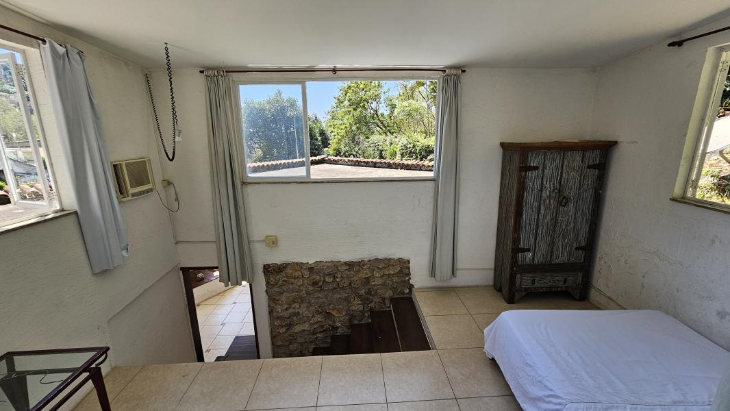 Imagem 5 da galeria do anúncio: Quarto com vista para o Jardim!