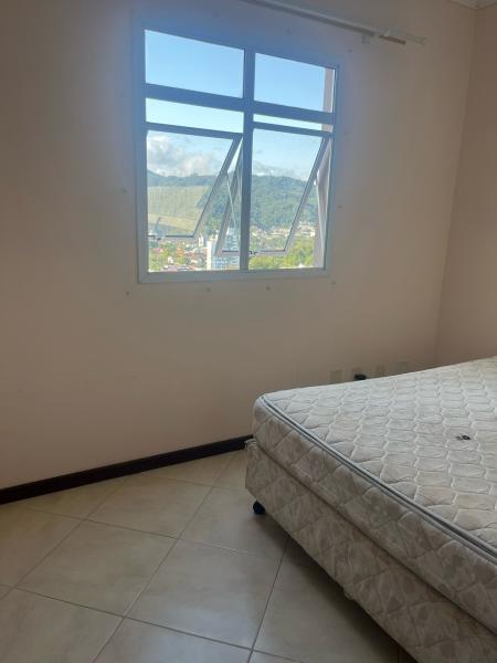 Imagem 2 da galeria do anúncio: Quarto individual para moças