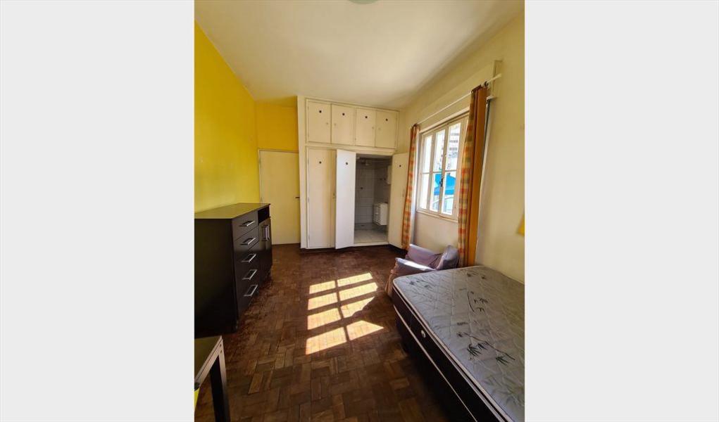 Imagem 6 da galeria do anúncio: Suíte muito ensolarada 🌞e espaçosa🥰