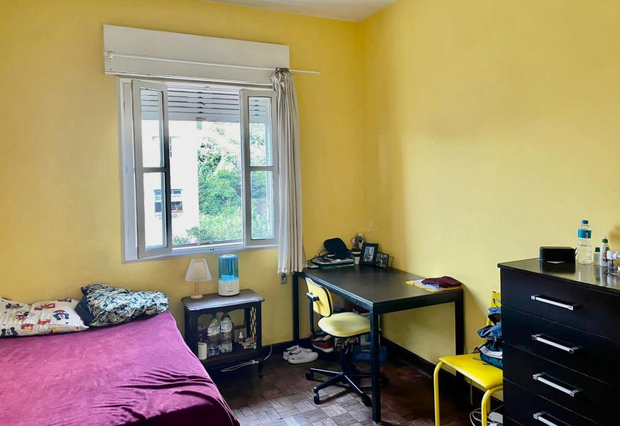 Imagem 2 da galeria do anúncio: Suíte muito ensolarada 🌞e espaçosa🥰