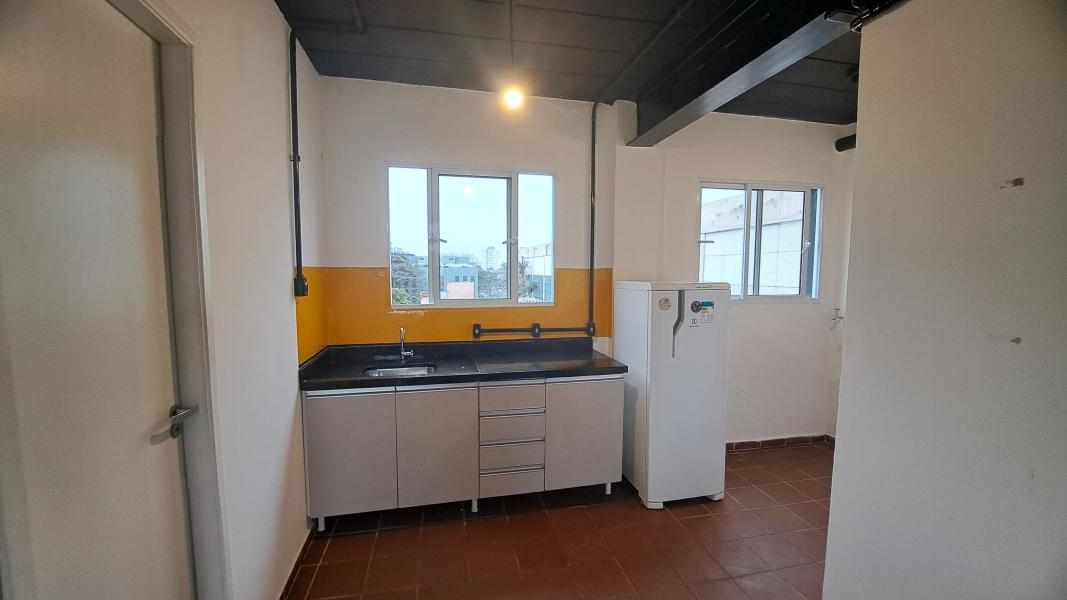 Imagem 10 da galeria do anúncio: Studio Semi Mobiliado - Metrô Largo 13