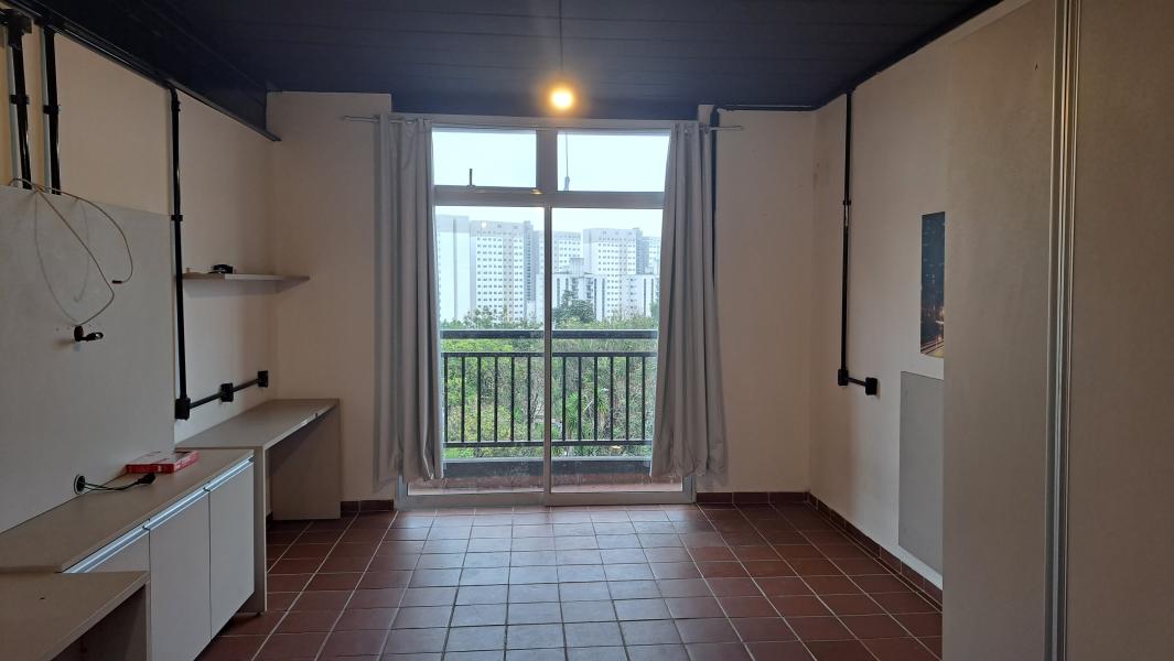 Imagem 3 da galeria do anúncio: Studio Semi Mobiliado - Metrô Largo 13