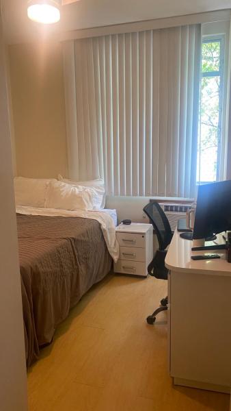 Imagem 3 da galeria do anúncio: Quarto mobiliado ao lado do Shopping Leblon