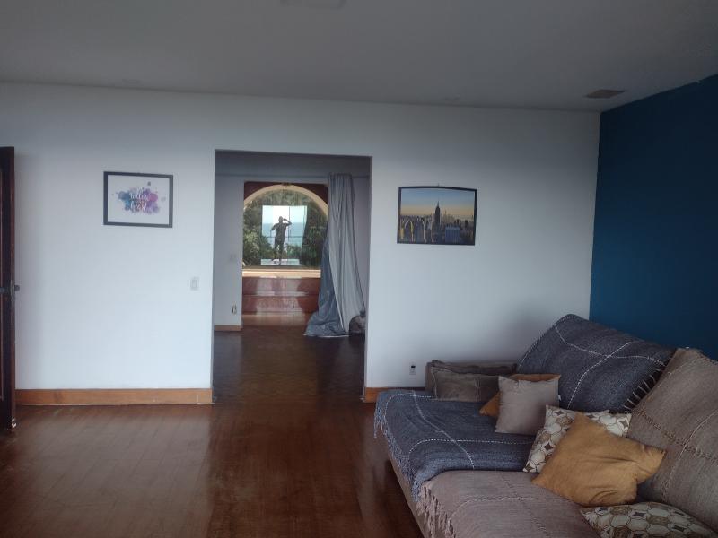 Imagem 15 da galeria do anúncio: alugo quarto gigante em casa com vista mar em são conrado