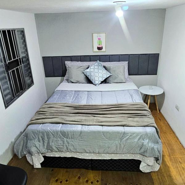 Imagem 4 da galeria do anúncio: TUDO INCLUSO Kitnet Mobiliada