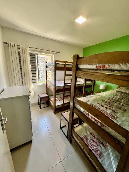 Imagem 2 da galeria do anúncio: Apartamento mobiliado - Quarto Compartilhado