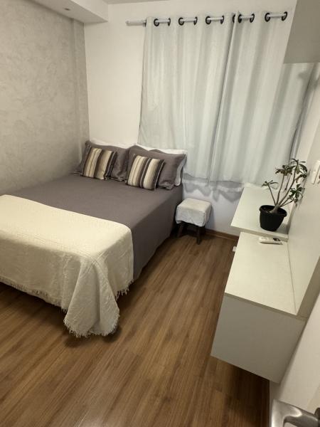 Imagem 9 da galeria do anúncio: Alugo quarto em apartamento mobiliado e banheiro privativo