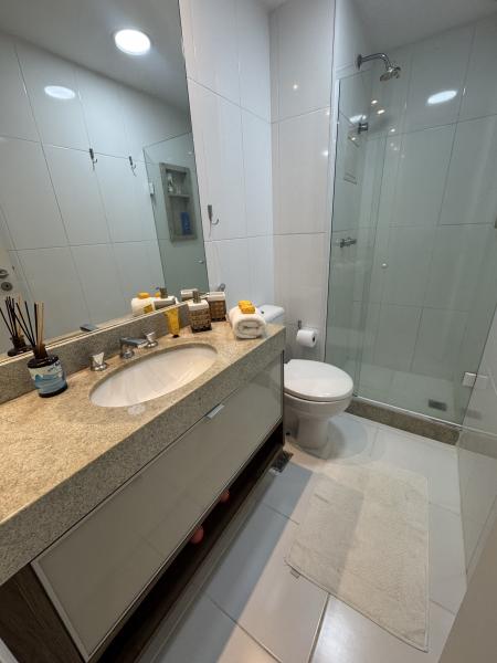 Imagem 4 da galeria do anúncio: Alugo quarto em apartamento mobiliado e banheiro privativo