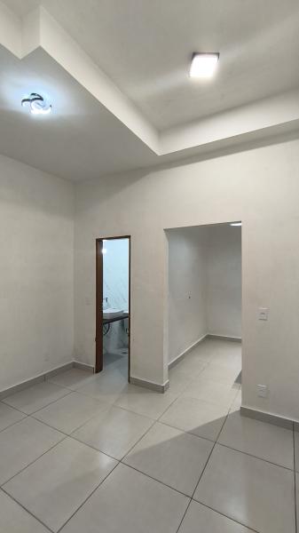 Imagem 8 da galeria do anúncio: ALUGA-SE CASA DE FUNDOS – GUARÁ (CAMPINAS)