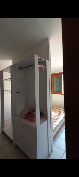 Imagem 2 da galeria do anúncio: Alugo casa Semi Mobiliada, independente