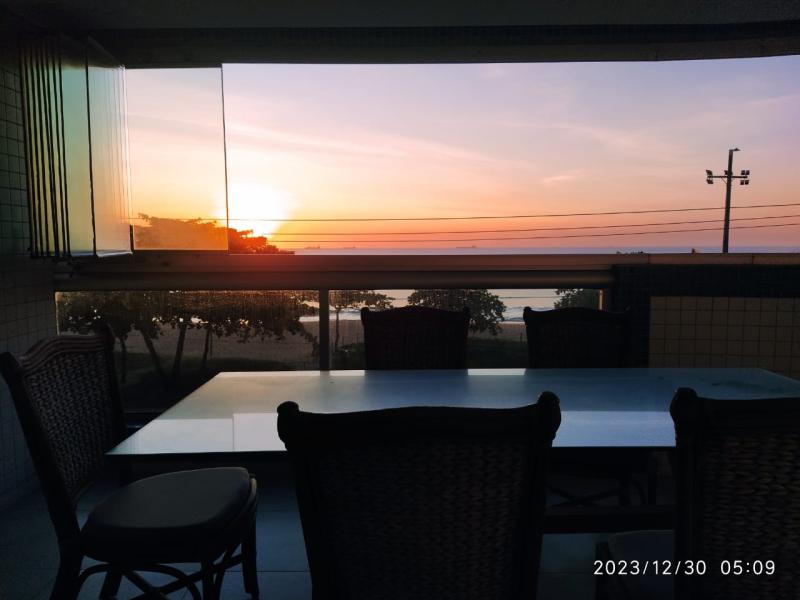 Imagem 2 da galeria do anúncio: Suite de frente para o mar