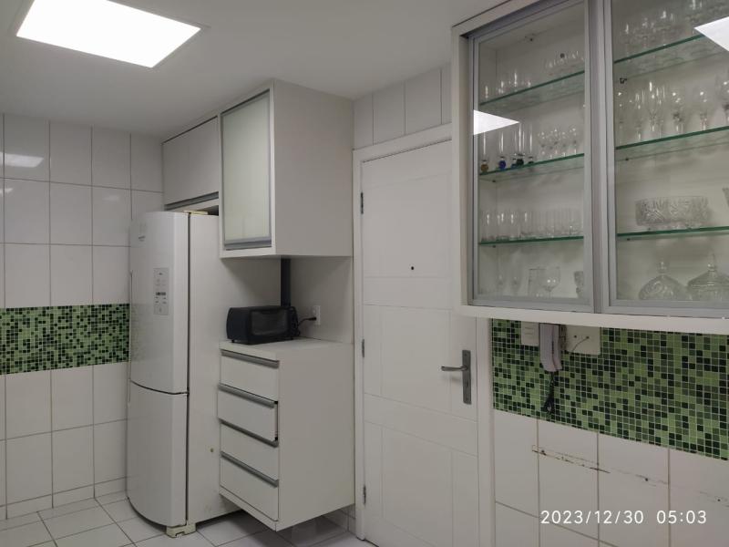 Imagem 7 da galeria do anúncio: Suite de frente para o mar