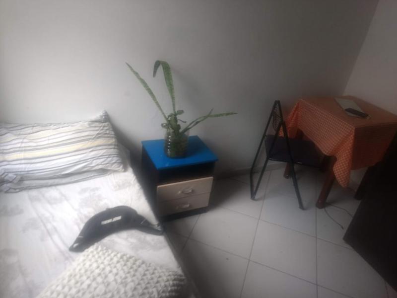 Imagem 2 da galeria do anúncio: ALUGUEL DE QUARTO SANTA CECILIA