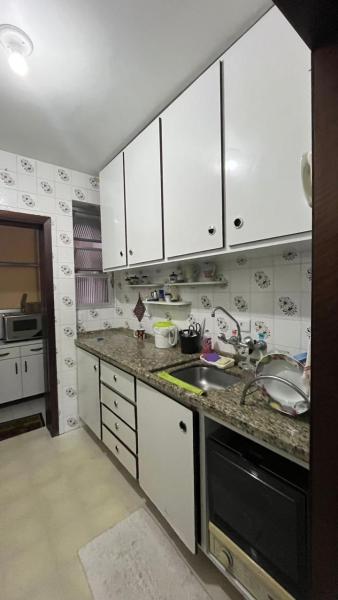 Imagem 8 da galeria do anúncio: QUARTO NO ÁGUA VERDE - CURITIBA/PR