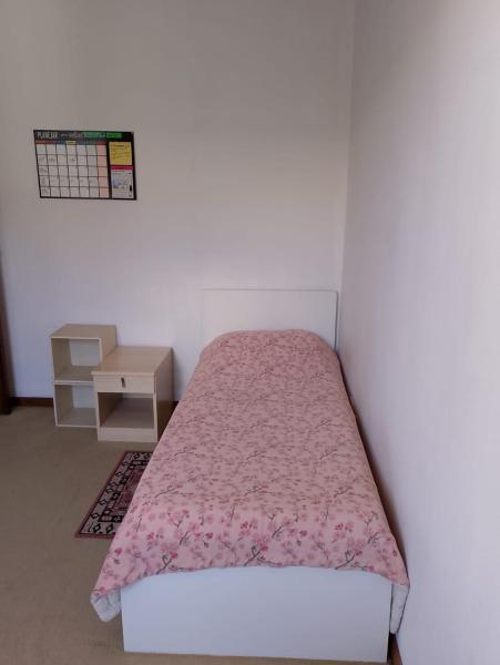 Imagem 3 da galeria do anúncio: QUARTO NO ÁGUA VERDE - CURITIBA/PR