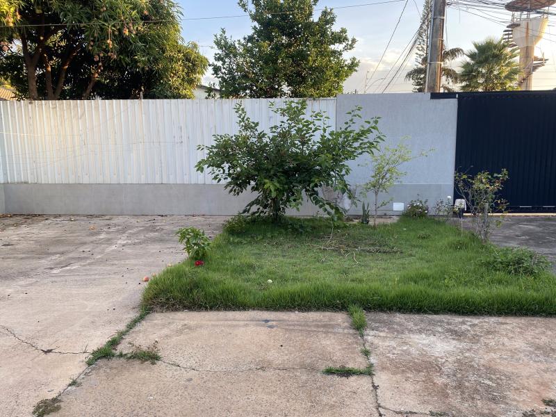 Imagem 2 da galeria do anúncio: Alugo quarto para mulher em ambiente tranquilo e familiar